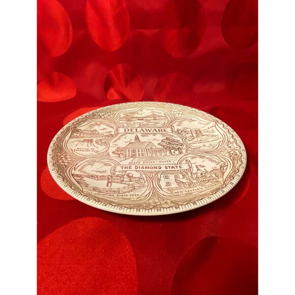 State of Delaware Commemorative Plate The Diamond State Gold on white EUC - Picture 10 of 13